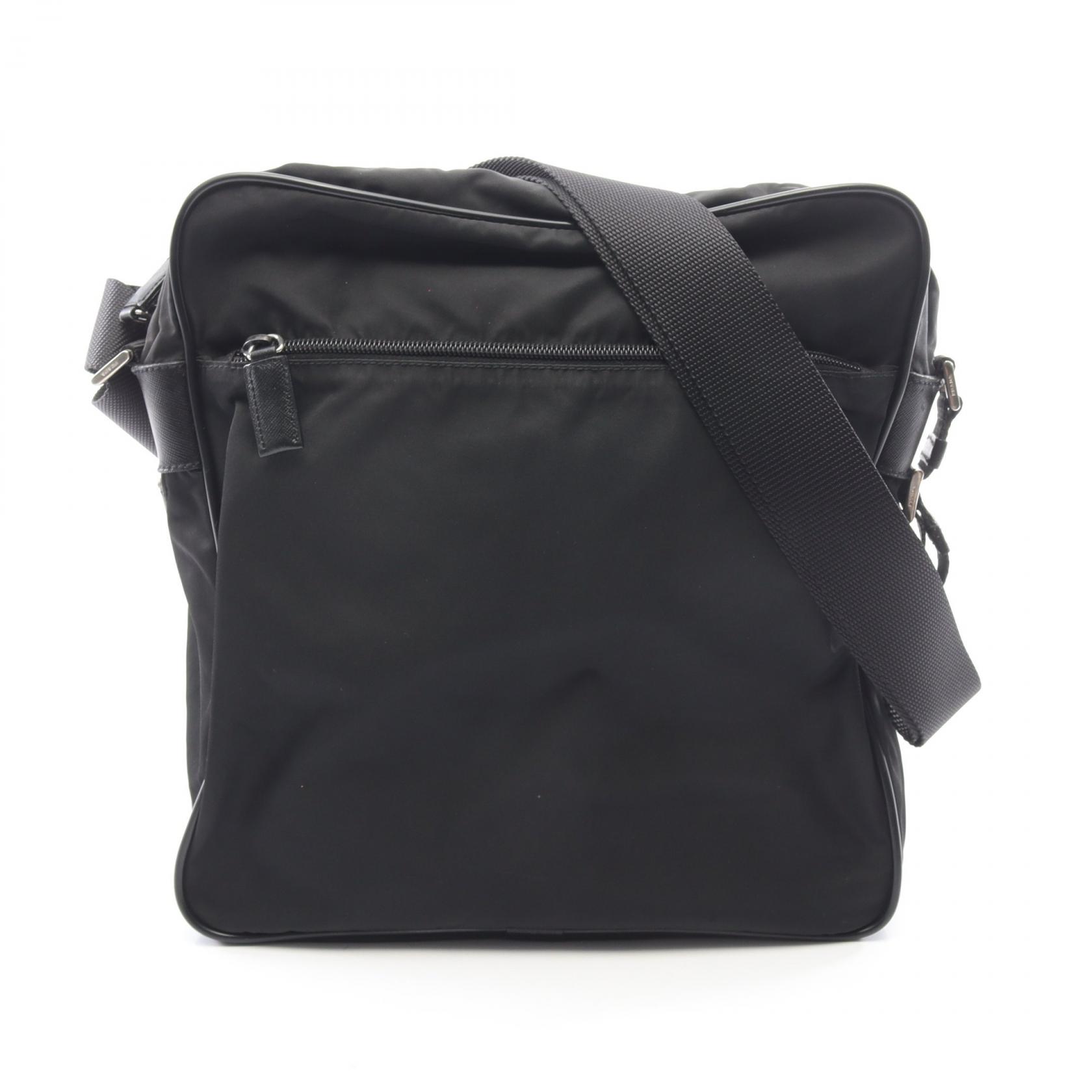 ≪10%OFFクーポン 7/19 20時~7/26 9:59≫プラダ PRADA トライアングルロゴ ショルダーバッグ バッグ ナイロン サフィアーノレザー メンズ レディース ブラック系 【中古】|Mike Museum