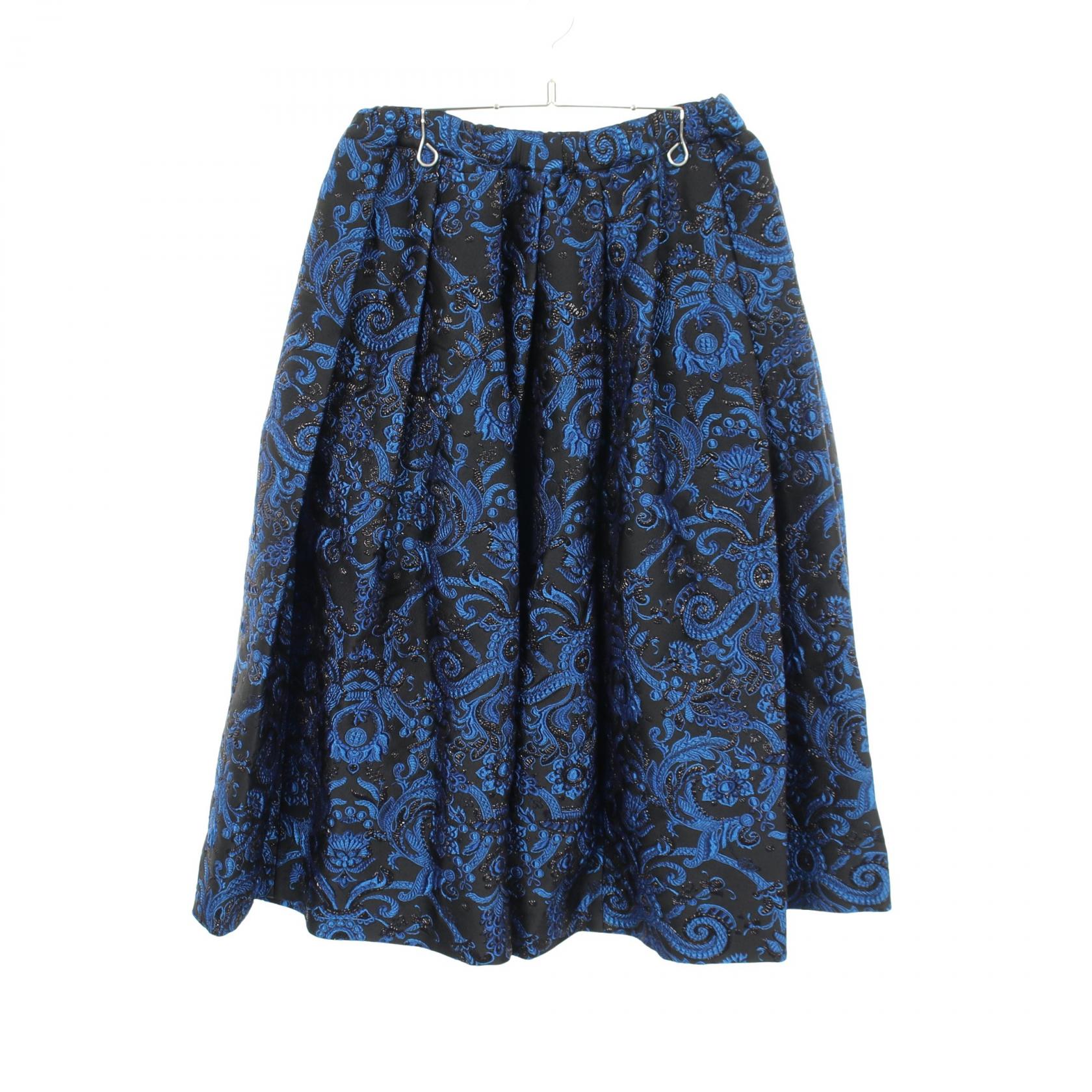≪10%OFFクーポン 7/19 20時～7/26 9:59≫コムデギャルソン COMME des GARCONS フローラル ジャガード スカート 衣料品 ボトムス ポリエステル レディース ブラック系 / ブルー系 【中古】｜Mike Museum