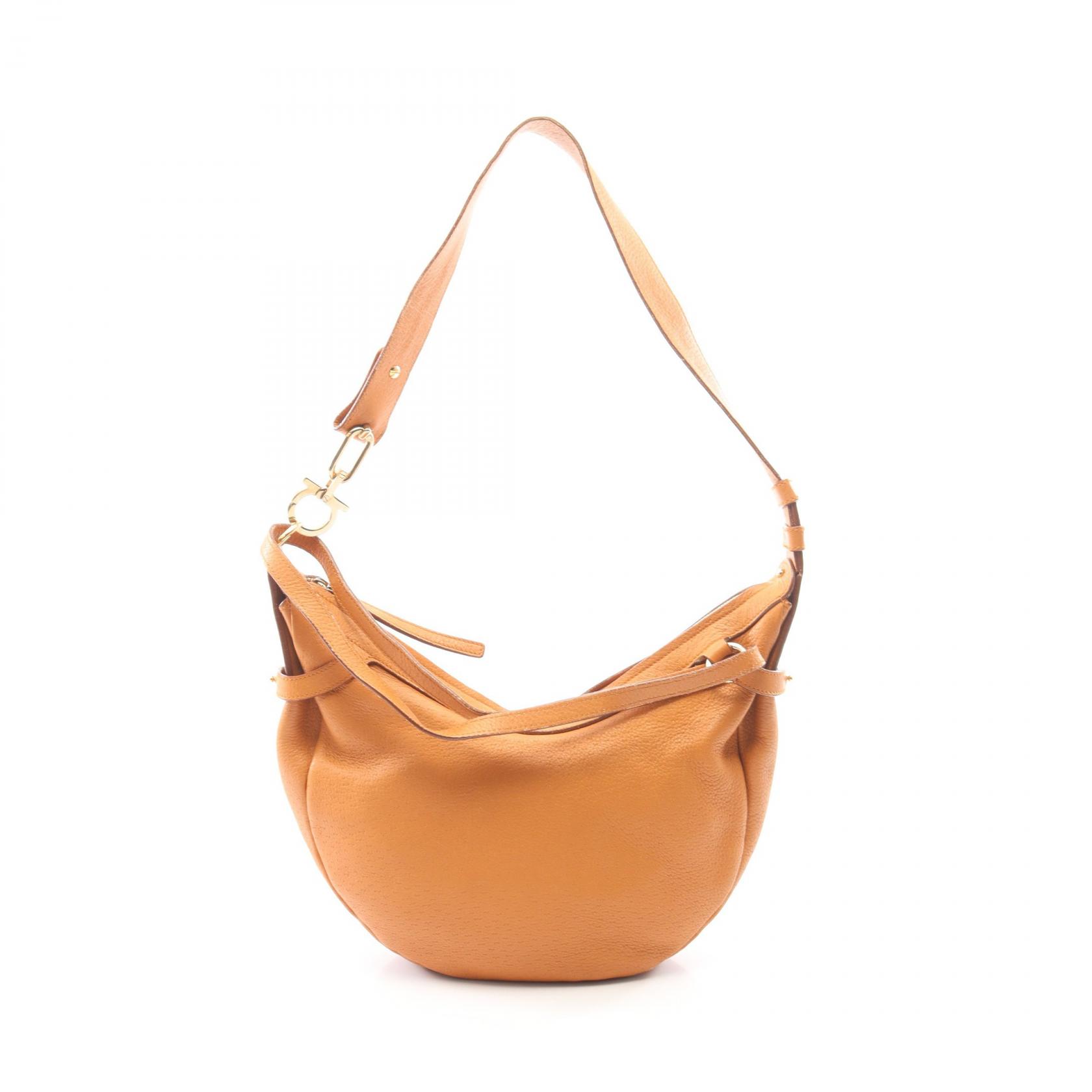 ≪2千円OFFクーポン 7/19 20時～7/26 9:59≫サルヴァトーレフェラガモ Salvatore Ferragamo ガンチーニ ショルダーバッグ バッグ レザー レディース ブラウン系 21 5407 【中古】｜Mike Museum