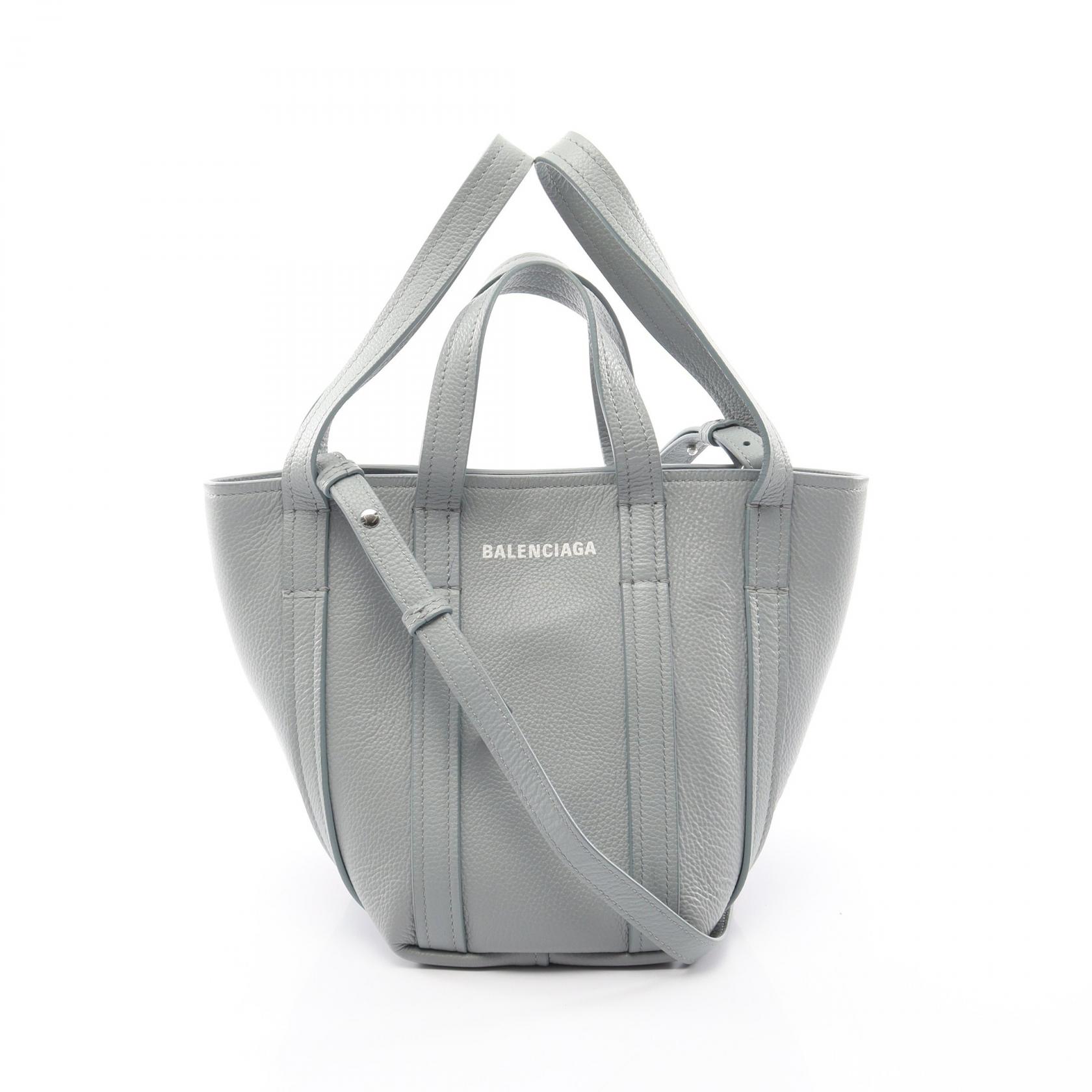 【P5倍&times;5%クーポン｜7/29 20時～8/2 23:59】バレンシアガ BALENCIAGA Everyday XS North South 2WAY ハンドバッグ バッグ レザー レディース ブルー系 672793 【中古】｜Mike Museum 52,800円