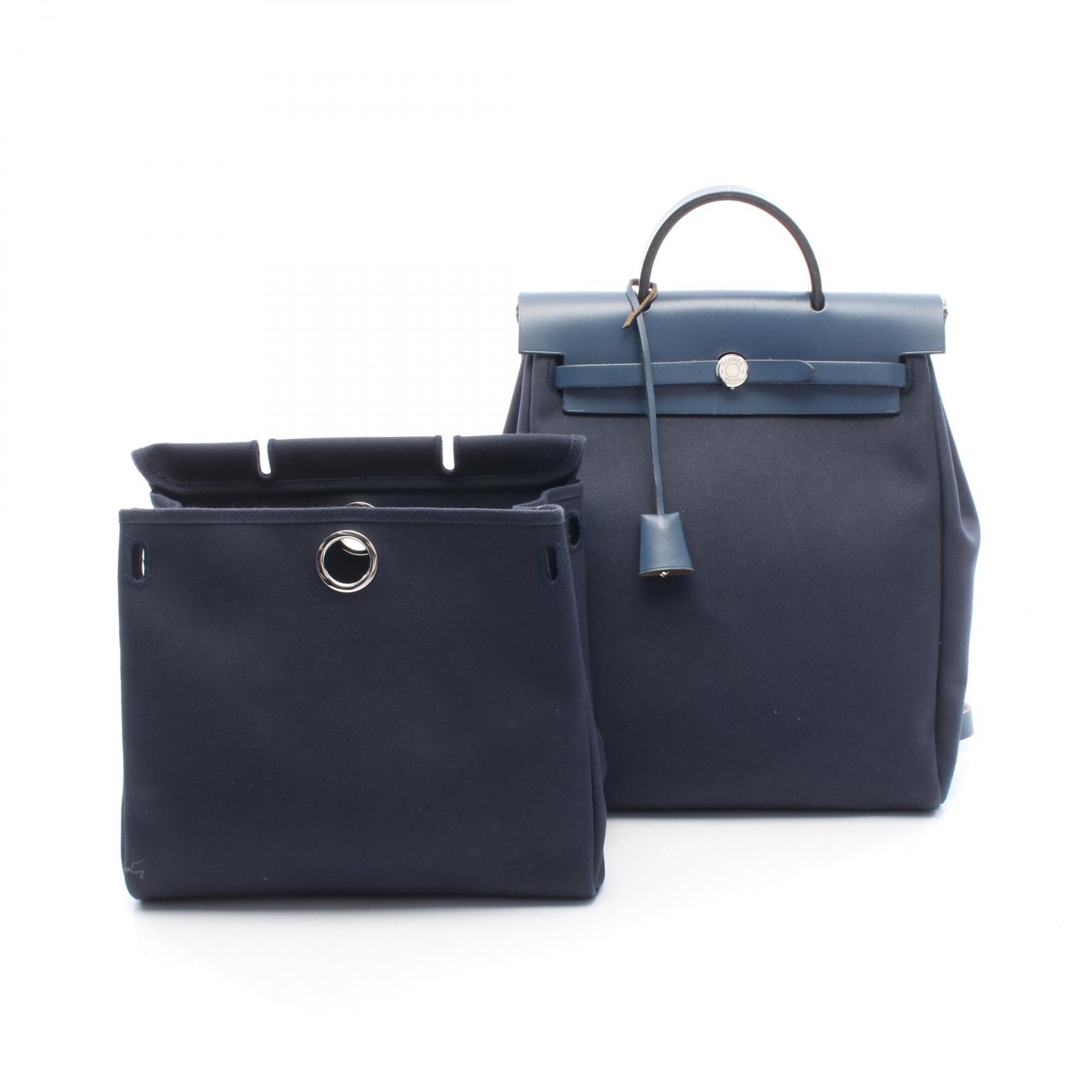 ≪10%OFFクーポン 7/19 20時～7/26 9:59≫エルメス HERMES エールバッグ アドPM リュックサック バックパック バッグ ヴァッシュハンター / トワルオフィシエ ヴァッシュハンター レディース ネイビー系 【中古】｜Mike Museum