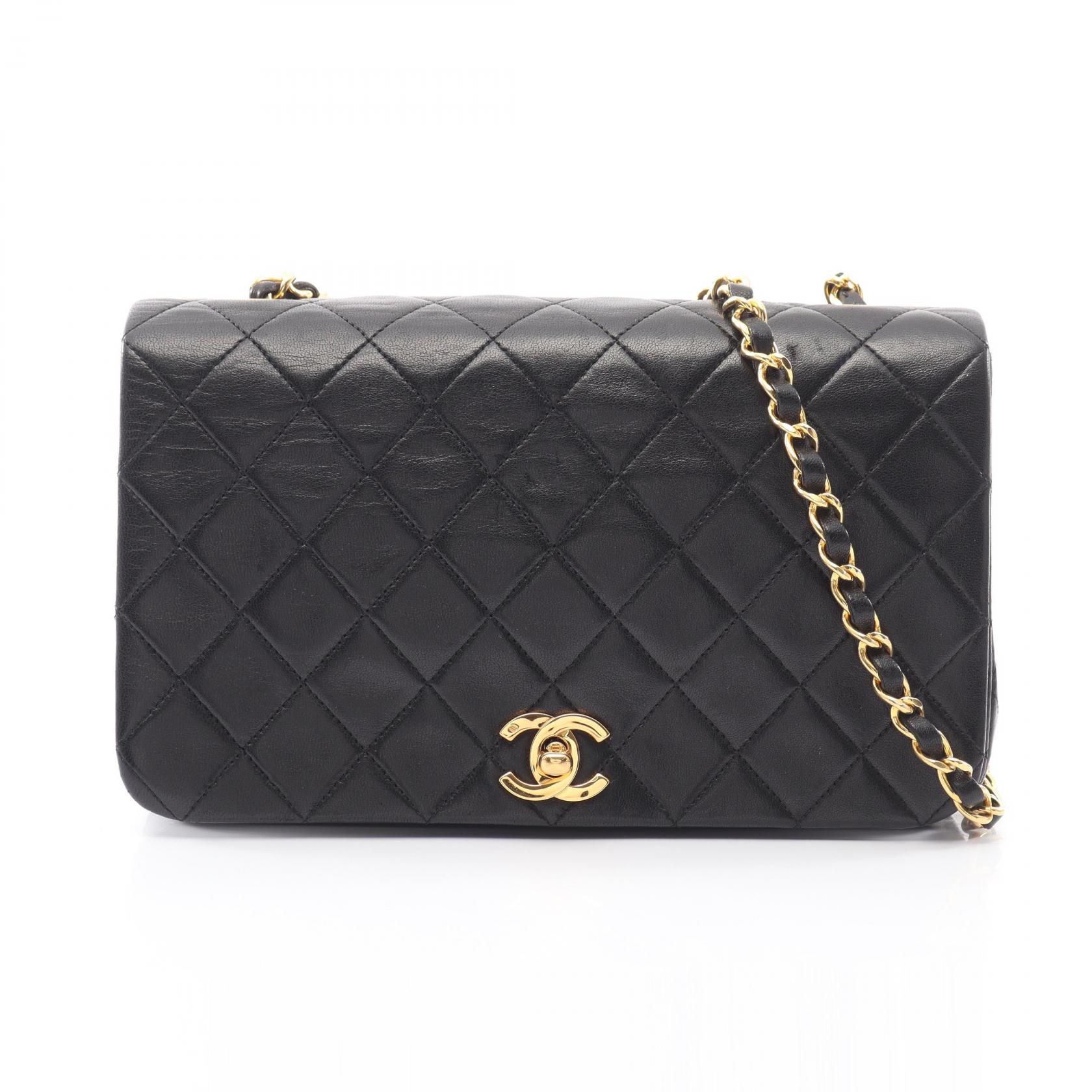 シャネル CHANEL マトラッセ フルフラップ ショルダーバッグ バッグ ラムスキン（羊革） レディース ブラック系 【中古】｜Mike Museum