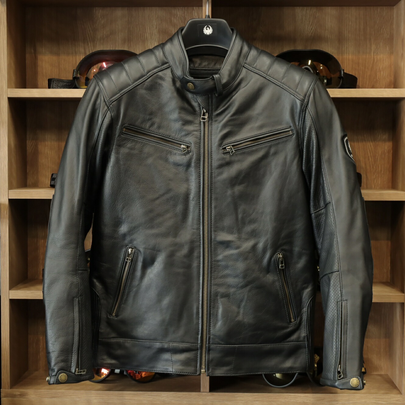 MERLIN マーリン レザージャケット ブラック "Chase II D3O Perforated Jacket" シングルライダース 牛革 D3Oプロテクター装備 着脱式中綿ライナー 3シーズン バイク用 アウター 送料無料 正規総代理店 MikeRide|MikeRide
