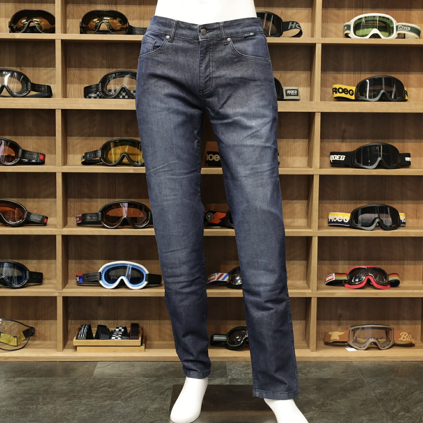 【裾上げ無料】MERLIN マーリン 春夏向け ライディングデニムパンツ "Colby AAA Coolmax Jeans" 【アイスブルー】　バイク用 ジーンズ ジーパン レギュラーフィット 【返品/交換無料】正規総代理店 MIkeRide 送料無料｜MikeRide