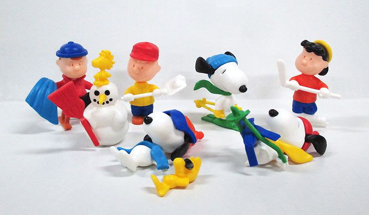 スヌーピー フィギュアセット 15個 UDF PEANUTS シリーズ 15 GIFT SNOOPY（ギフトスヌーピー