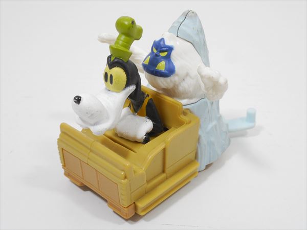 ディズニーストア グーフィー置物 ディズニーストア グーフィー置物