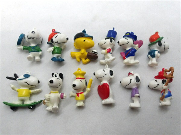 スヌーピー フィギュア 12体セット オーストラリアハッピーミール2002年 スヌーピー フィギュア 12体セット オーストラリアハッピー