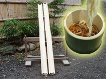 流しそうめん　生竹　脚付き　4m限定 流しそうめん水路(4m）・竹脚付きセット - 三木竹材店 ｜ 京都