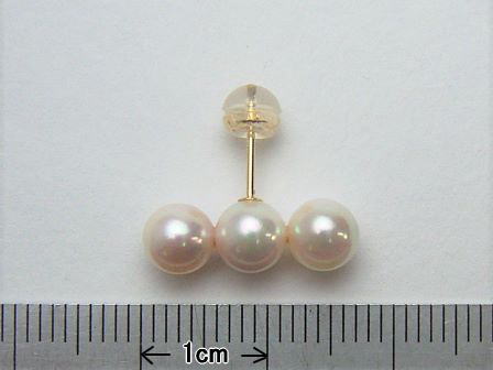 Pt900/K18/K14WGアコヤ真珠ピアス【5.5mm-6mm】ewu-7084【花珠級】【激安】【送料無料】(真珠ピアス ラインピアス 3個 3連 ピアス あこや真珠 和珠 あこや本真珠 トリプル パールピアス アコヤ本真珠 本真珠 18金 パール 直結 ホワイトゴールド ドラマ デザインピアス)