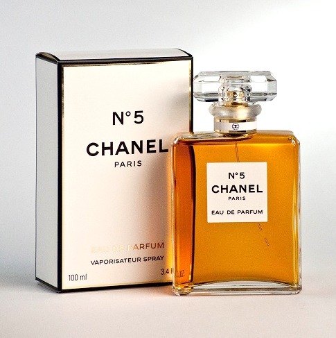 【箱なし特価】シャネル No.5 50ml EDP SP オードパルファム Eau de Parfum CHANEL 香水  女性用★あす楽★楽天最安値挑戦★送料無料★シャネル No.5 503145891254303 125430 シャネル No.5 ヴァポリザター  スプレイ スプレー SPRAY