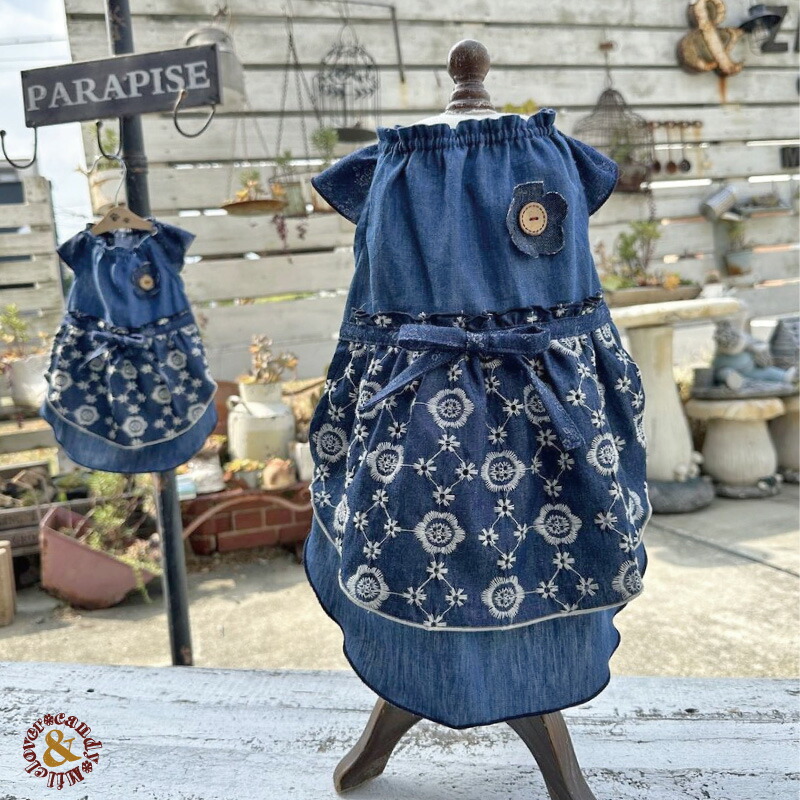 かわいい犬服 わんこ服 デニム＆デニム お花のエプロンワンピース Denim Flower ドッグウェア / 犬服 JAPAN ハンドメイド ダックスフント Dachshund