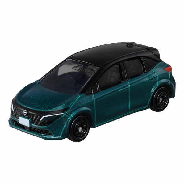 新品未開封 トミカ MER 日産 ノート オーラ ヴェゼル クラウン MR2 楽天市場】【トミカ047】日産 ノート オーラ ※新車シール