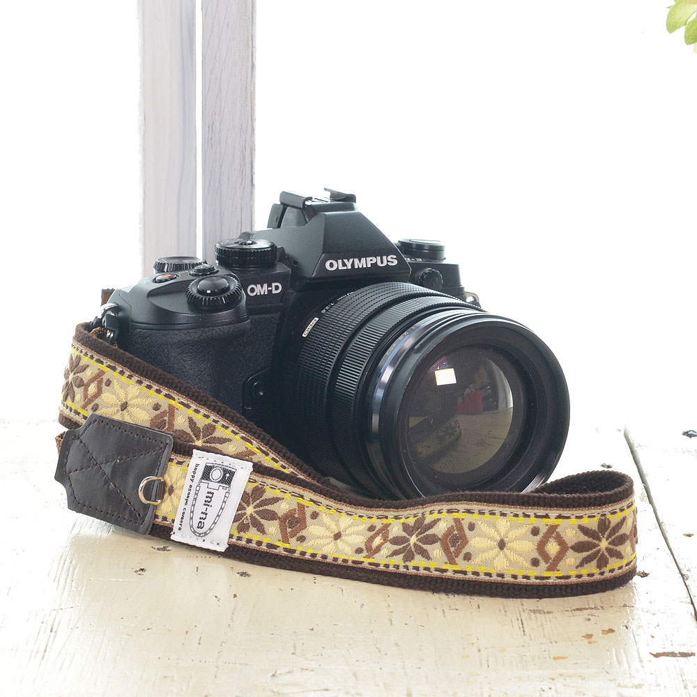 楽天市場】カメラストラップ 一眼レフ かわいい おしゃれ mi-na ミーナ