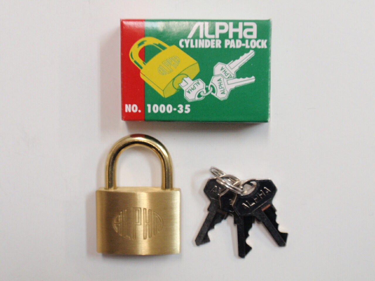 楽天市場 Alpha アルファ シリンダー南京錠 No 1000 35mm 同一鍵 e35 港町ｍａｒｋｅｔ 楽天市場店