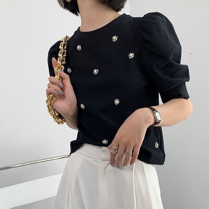 レディース トップス Tシャツ パフスリーブシャツ パールビジュー フラワーパールビジュー きれいめ上品 無地 袖あり 五分袖 清潔感 エレガント 大人カジュアル カジュアル フェミニン ガーリー ブラック お洒落 春夏 春 夏 秋 ママ ママコーデ 20代 30代 40代