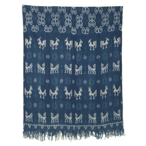 楽天市場】インドネシア スンバ島イカット 中 赤と藍 : みんげい おくむら