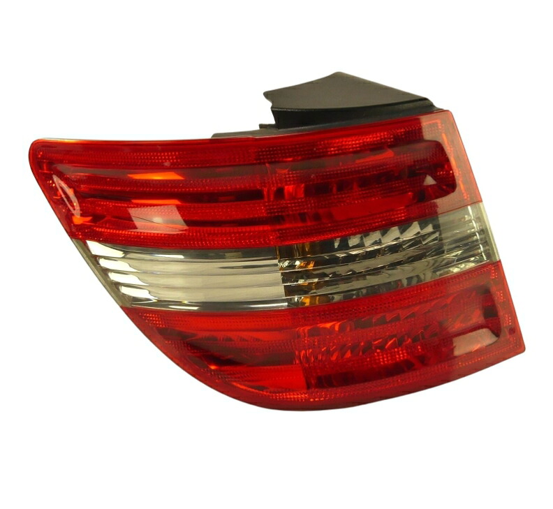 ベンツ Bクラス W245 テールランプ 左 外側 2005-2011｜銘洋ショップ 17,020円