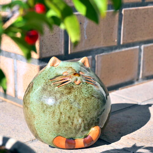 愛嬌のあるねこの置物　４ケセット　ファミリー＆へそ天　かわいい置物　陶器の小物 愛嬌のあるねこの置物 4ケセット ファミリー＆へそ天 かわいい