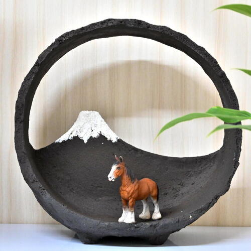 富士山(大)　Mt.Fuji　世界文化遺産 変わった形　円盤型　丸い形　オブジェ シック モダン 和風 洋風 玄関やお庭にどうぞ。 おしゃれ ガーデニング