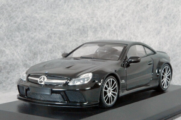 ミニカー MINICHAMPS Mercedes 230 TE 1991 Minichamps 1:43 Mercedes-Benz 230 E Year 1991 blue metallic