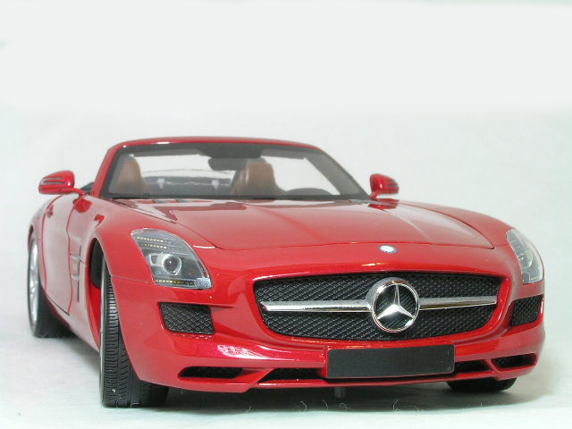 【楽天市場】ミニチャンプス 1/18 メルセデス ベンツ SLS AMG ロードスター / レッド メタリック：minicar-olive