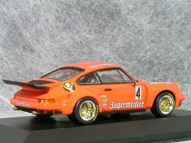 ミニチャンプス1/43ポルシェ911(930)カレラRSR/ニュルブルックリンクGTレースイエガーマイスター#4