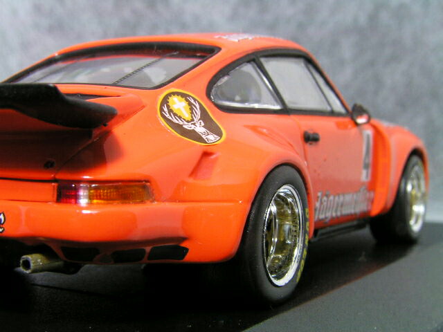 ミニチャンプス1/43ポルシェ911(930)カレラRSR/ニュルブルックリンクGTレースイエガーマイスター#4