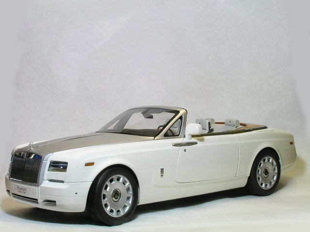 Kyosho 1 12 Bic Scale Rolls Royce Phantom Drophead Coupe Series 2 English White Bonnet Silver Interior White