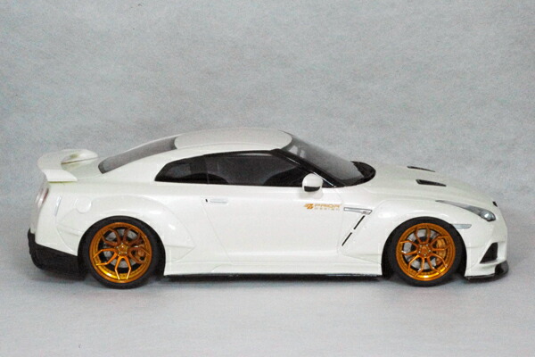 GT SPRIT ミニカー 18 スケールニッサン R35 GT-Rプライア デザイン ...