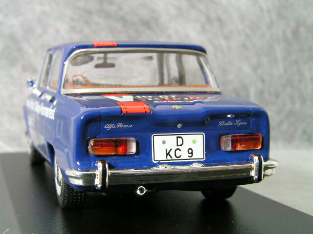 ミニチャンプス1/43アルファロメオジュリア/1970年Europa-TestfahrtSizilien-Hammerfest(ヨーロッパテスト・シチリアーハンメルフェスト)