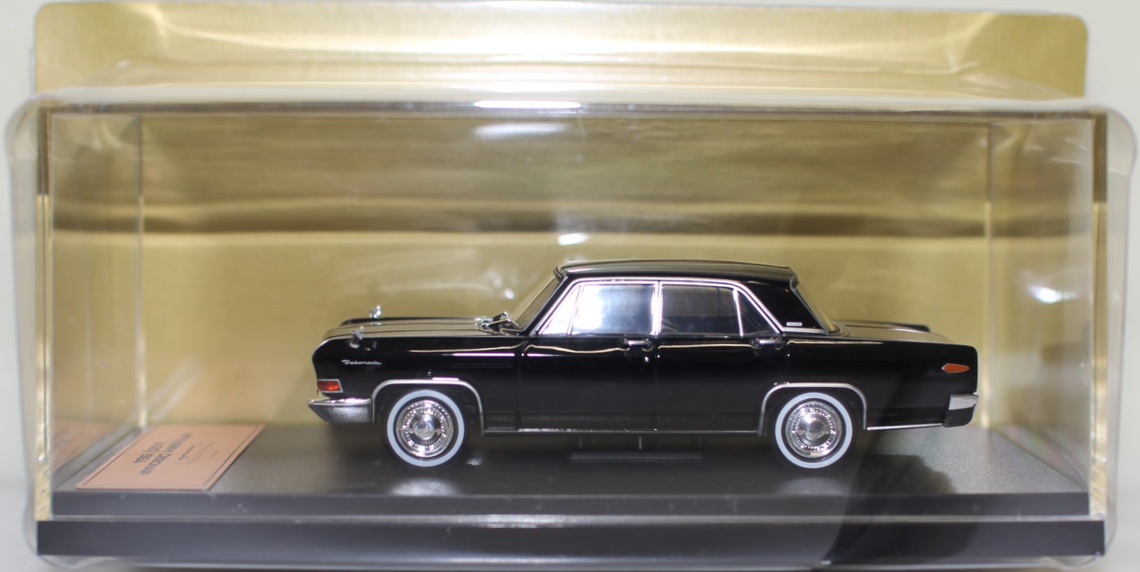 新品　三菱デボネア　ミニカー　（F43－010）　1/43　週末セール 新品 三菱デボネア ミニカー （F43－010） 1/43 - メルカリ