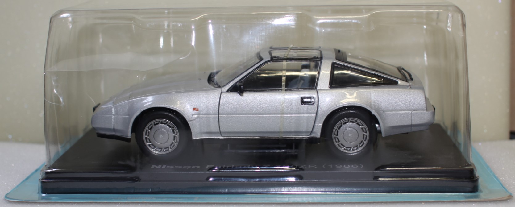 USED 未開封 1/24 国産名車コレクション 日産 フェアレディZ 300ZR 1986 240001033755｜mini cars 　店 6,440円