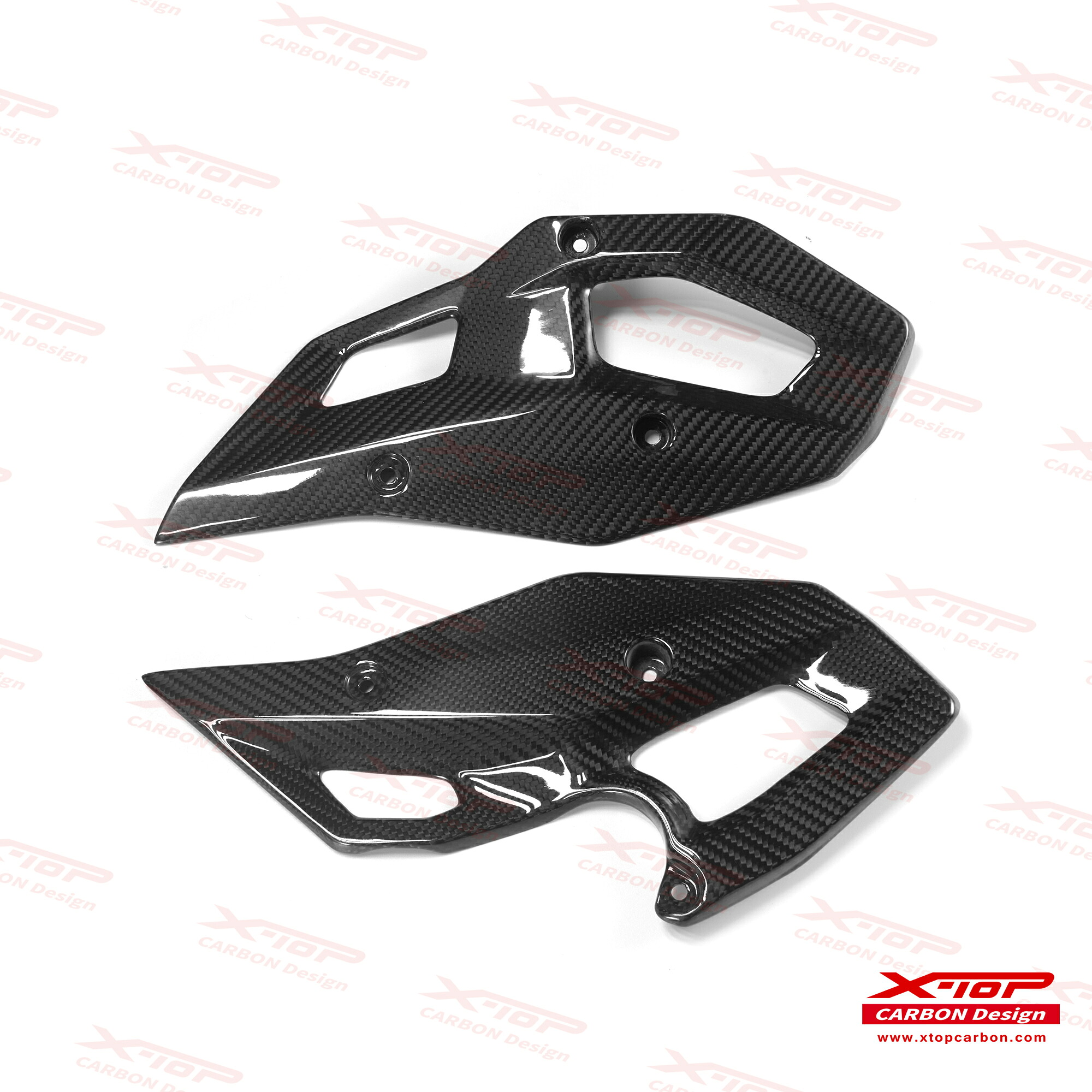 X-TOPカーボンステップカバー R1300GS｜ミンナノセレクト 店
