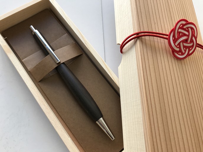 【ラッピング無料】 【水引付き 杉箱入り】木の香る ボールペン ギフト プレゼント 【銘木シリーズ/黒檀】 TMB-2010br 日本製