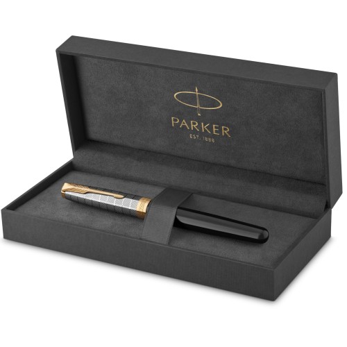 PARKER パーカー 万年筆 ソネット プレミアム メタル&ブラックGT 細字 18金ペン先 ギフトボックス入り 正規輸入品 2119784|くらしのケアマーケット店