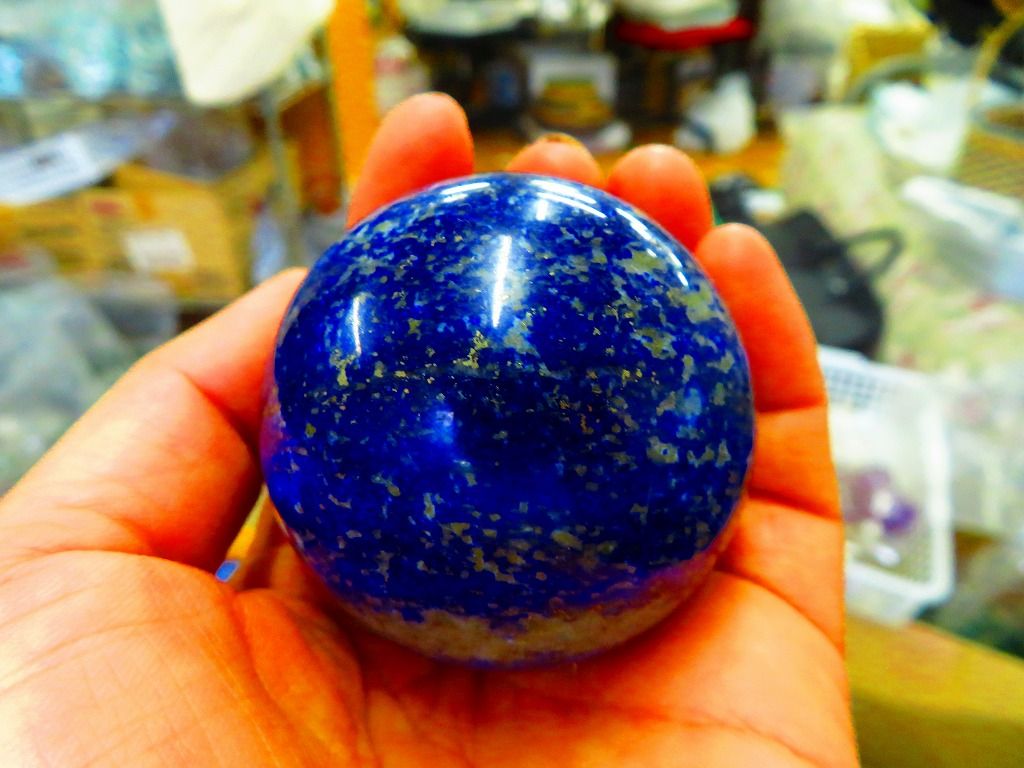 【新品】 天然石（原石） ★新入荷100％天然30Aラピスラズリ丸玉★超巨大台付き283ｇ★55ｍｍ Ｄ001｜ディ・ヴィルト・ブリッジ