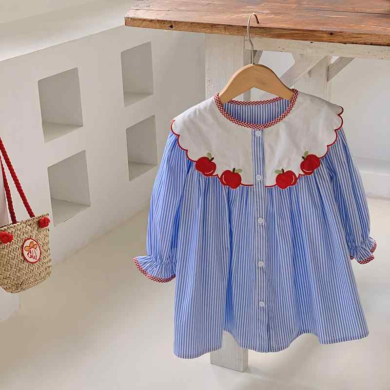 子供服 女の子 シャツワンピース 韓国ファッション ブルーストライプ リンゴ刺繍 レトロ調 独自デザイン おしゃれ 長袖 Aライン 普段使い 綿素材 柔らかな肌触り 春秋｜MIRAIYUKI