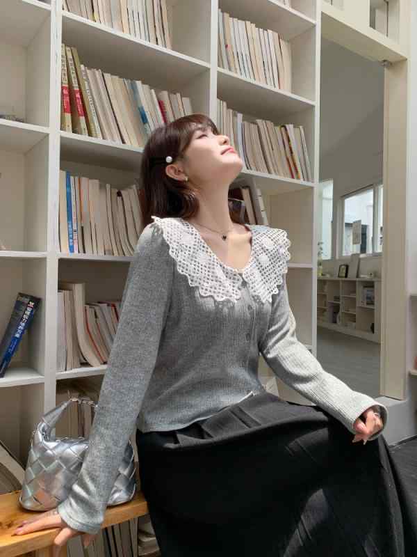 編み物 レディース 春物 大層らしい大きさ 花柄 襟付き添い人 Ｖのど首 長袖 表着 ガーリー 女子らしい 愛くるしい ゆったり 普段使い走り お座敷着 韓国風