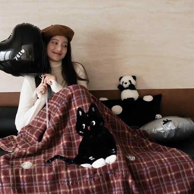 ブランケット 肩かけ ひざ掛け 毛布 生あたたかい 事務室 寝具 オール時期 猫柄 犬柄 ジャイアントパンダ柄 愛くるしい