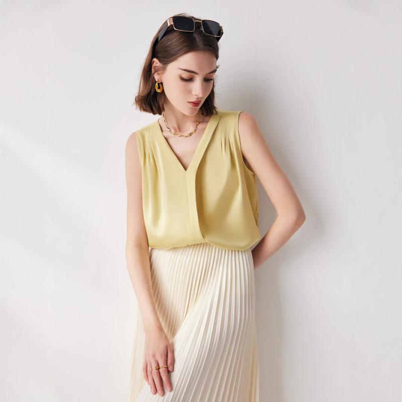 ティーシャツ レディース ノースリーブ 真Silk 上張り Vのど首 桑蚕糸  小衫 トップ トップス 青碧 抹茶色 三鞭酒色合い 黄色 通い 事務室 好いたらしいめ 女子らしい 雅びやか