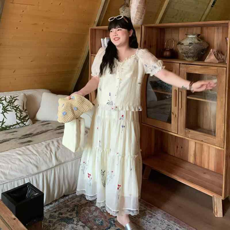 衣裳 レディース 大層らしい大きさ 半袖 刺・墸 花柄 A伝達ルート ロング丈 表着 杏色 森お嬢さん風 たまり場 ゆったり ギャザー 太陽フレア 春夏