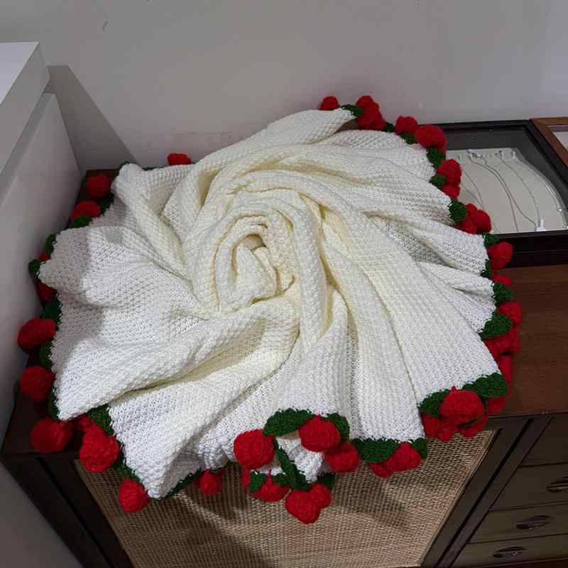 毛布 レディース 薔薇の胸花柄 手編み風 編み物 歳月 あったか 肩かけ 肩かけ 防寒 愛くるしい 白いこと 赤いこと さくら色 青碧 パープル 差しわたし60珊 差しわたし80珊 差しわたし110珊 差しわたし150珊