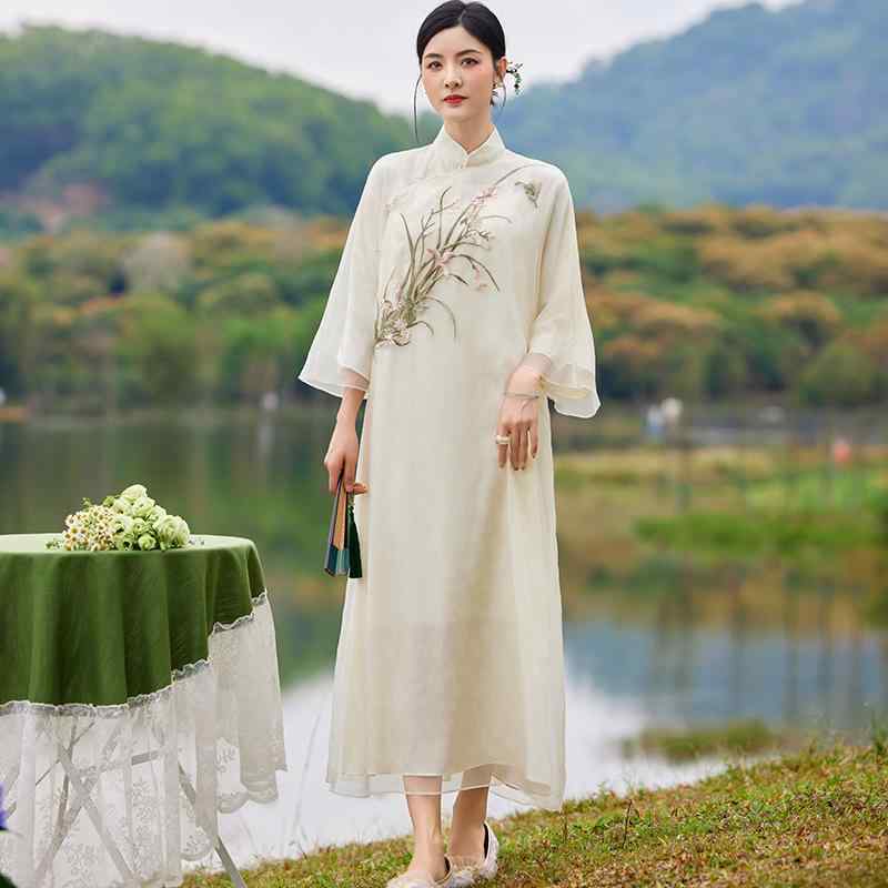 瀬戸もの御召しもの レディース 衣裳 春夏 刺しゅう A伝達ルート 立襟 7分袖 ポリエステル 青碧 青 杏色 中華風御召しもの 寄り合い御召しもの 雅びやか 雅びやか