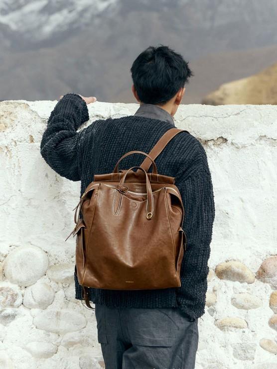 商行為御徒面子 大電気容量 2way ショルダーバッグ 20-35L ポリエステル 撥水 軽さ 通い 通学 旅する メンズ レディース 黒いこと 赤銅色