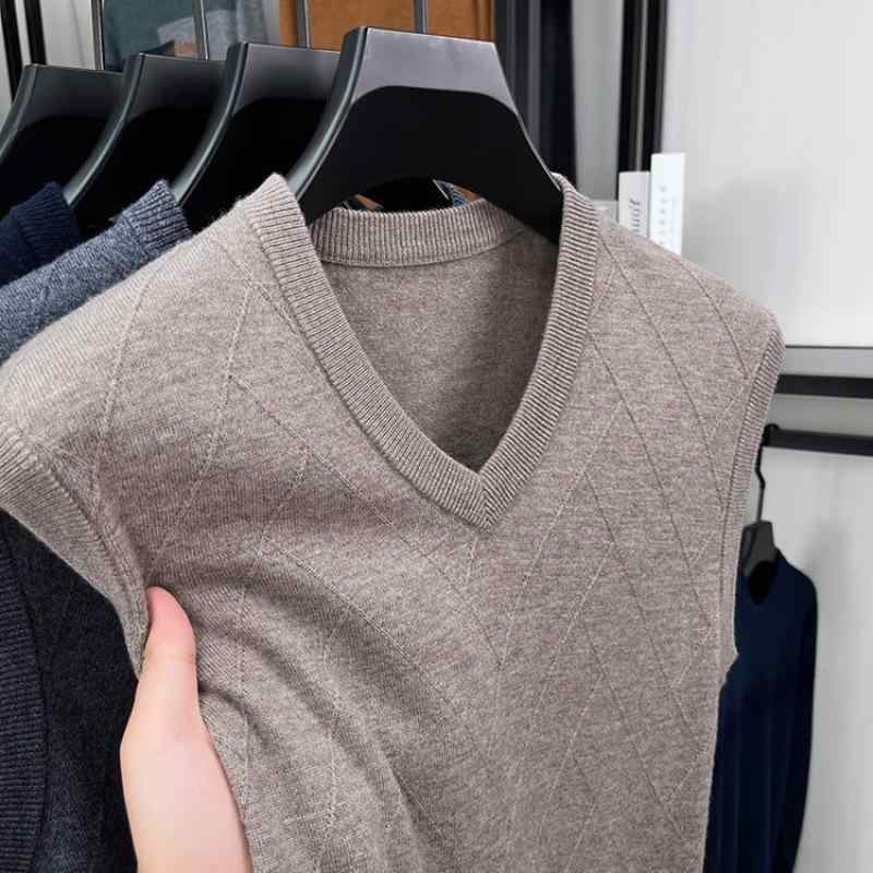 編み物より良い メンズ 成人男性用 Vのど首 羊毛 商行為 心地よい 成人男性 年がしら  朦々たる 秋冬 あったか 防寒 ベスト M L XL 2XL 3XL 4XL 薄墨色 黒いこと ブドウ酒赤いこと 米国海軍