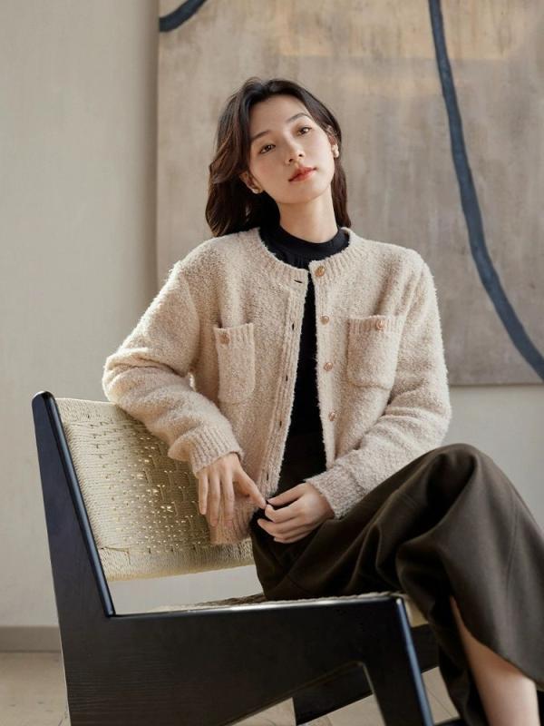ジレー レディース レトロ 編み物ジレー サークルヤーン 編み物 アウター ゆったり トップス 長袖 粘着力衣料繊維 ラウンドのど首 气?通い 雅びやか 表現スタイル ライトアプリコット カルメ焼 S M L XL