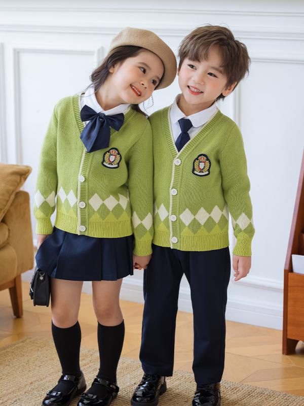 ちびっ子服 編み物 ジレー 小学生 ユニフォーム セットアップ 幼稚園 保育園 秋冬 編み物より良い 3点書き割り 綿 お坊っちゃん お嬢さん 緑 紺 カーキ 100珊 110珊 120珊 130珊 140珊 150珊 160珊 170珊 180c