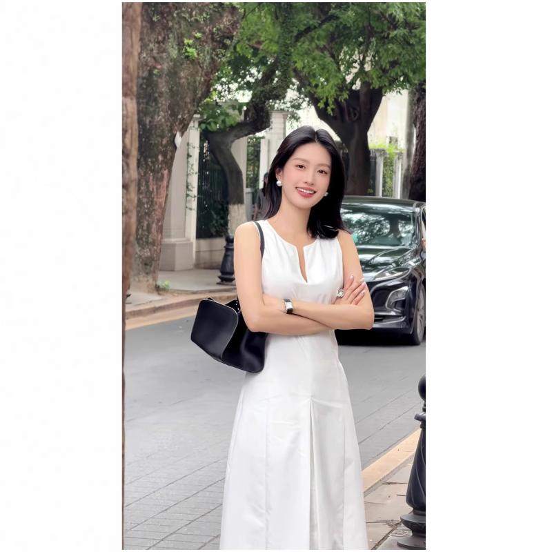 衣装 レディース ノースリーブ A生産ライン ロング衣装 夏服 綿織物 白 無地 愛くるしげ 好いたらしいめ 女子らしい 会う約束 お出かけ