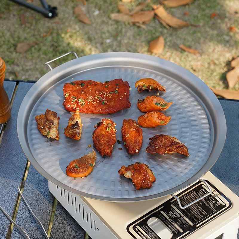 - アウトドア 加厚 焼き網 焼肉 丸焼き手道具 難民キャンプ ピクニック 大型 ノン突っ支い棒 鉄板 一皿