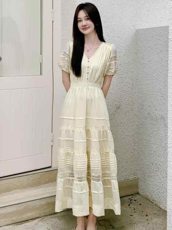 ワンピース Vネック レース フレア袖 高腰 Aライン 中長丈 レイヨン混 コットン 植物柄 花柄 修身 フレンチスタイル 復古 かわいい 日常使い 街着 宴会 白 ライトイエロー 吸湿速乾 軽量 伸縮性 春夏|MIRAIYUKI